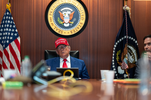 Трамп розкритикував CNN і NYT за матеріали про удари по ядерних об'єктах Ірану